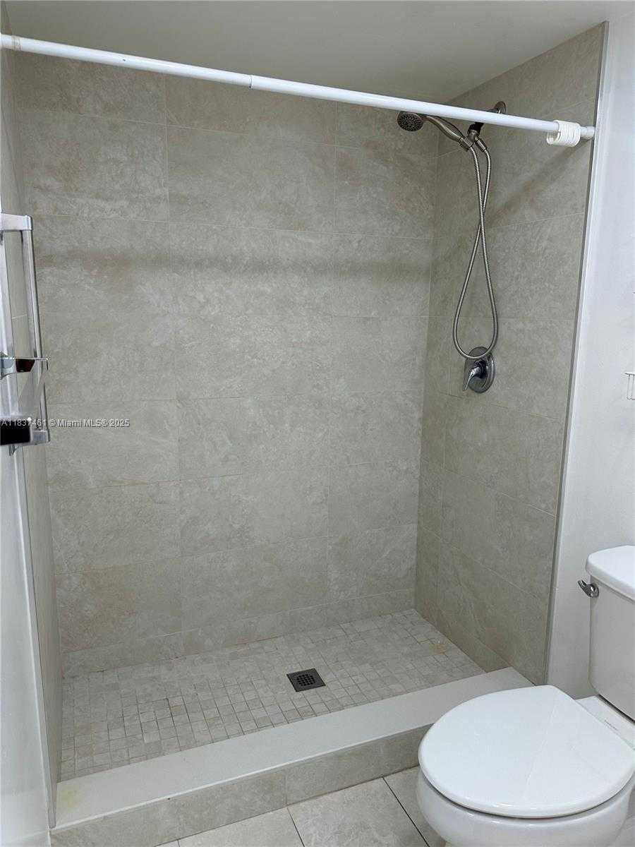Small Image of 7965 SOUTH WEST 86TH ST #107, Miami Number 18