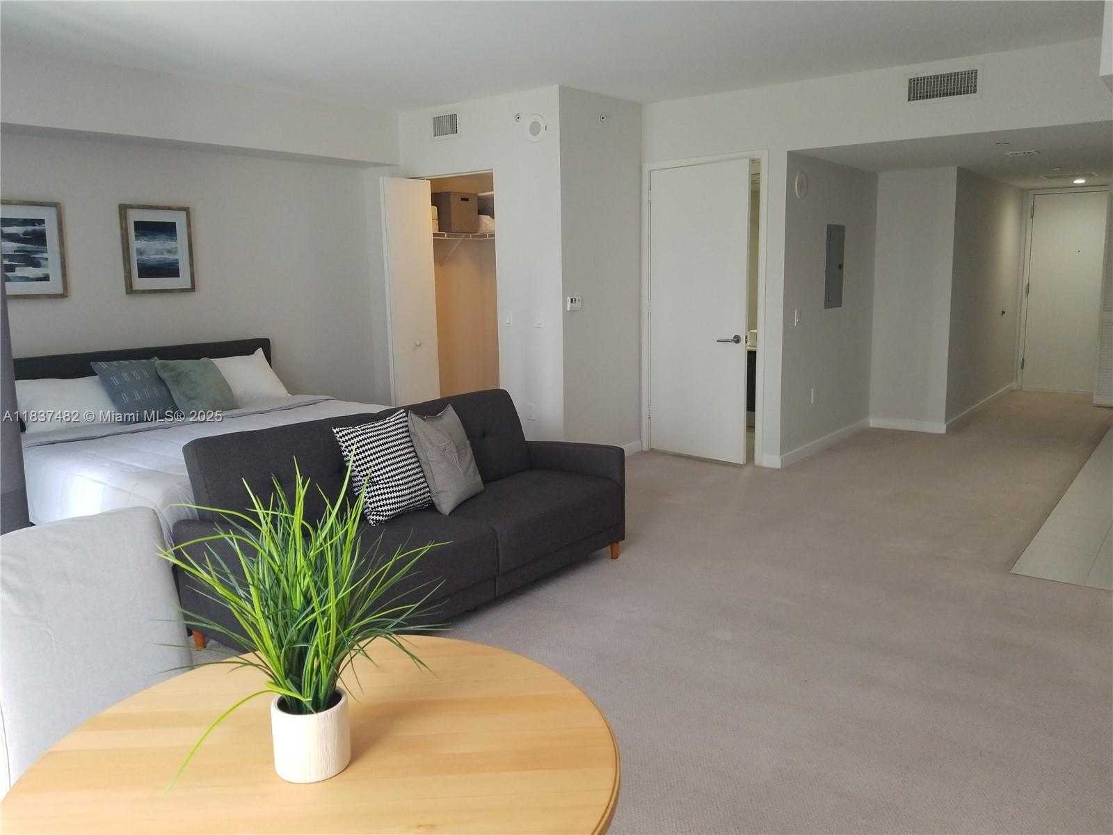 Small Image of 31 SOUTH EAST 6TH ST #403, Miami Number 10