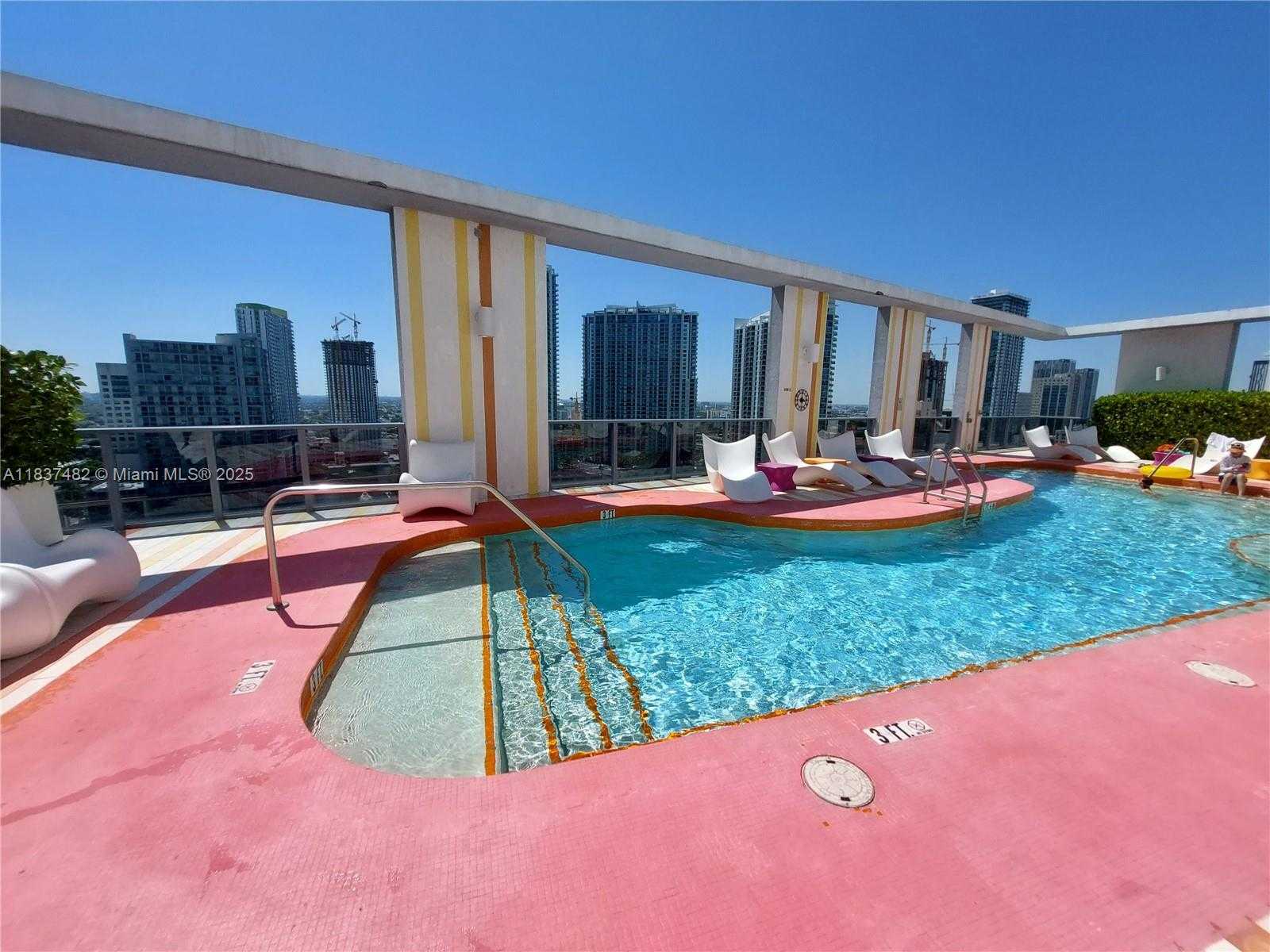 Small Image of 31 SOUTH EAST 6TH ST #403, Miami Number 4