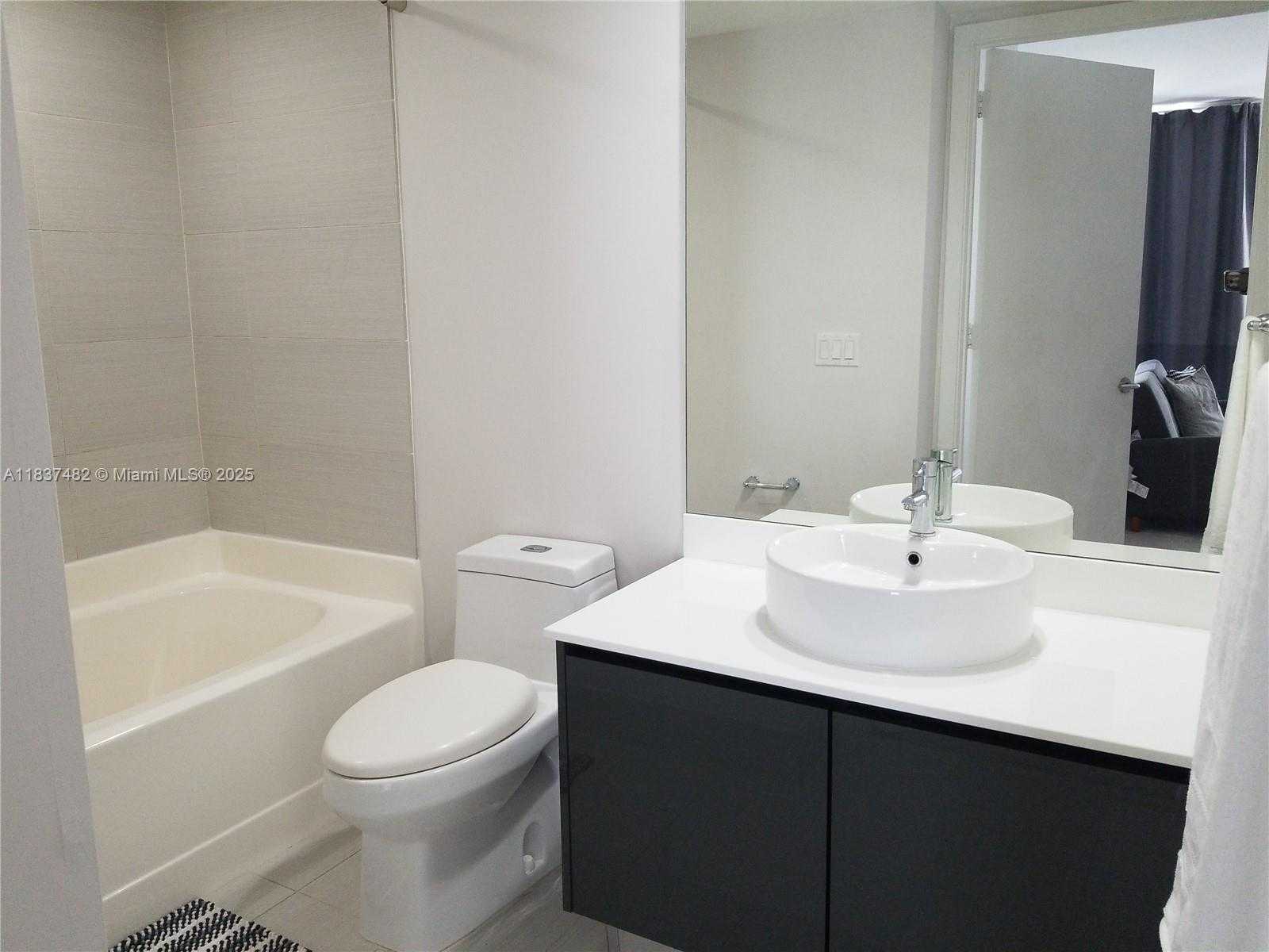 Small Image of 31 SOUTH EAST 6TH ST #403, Miami Number 8