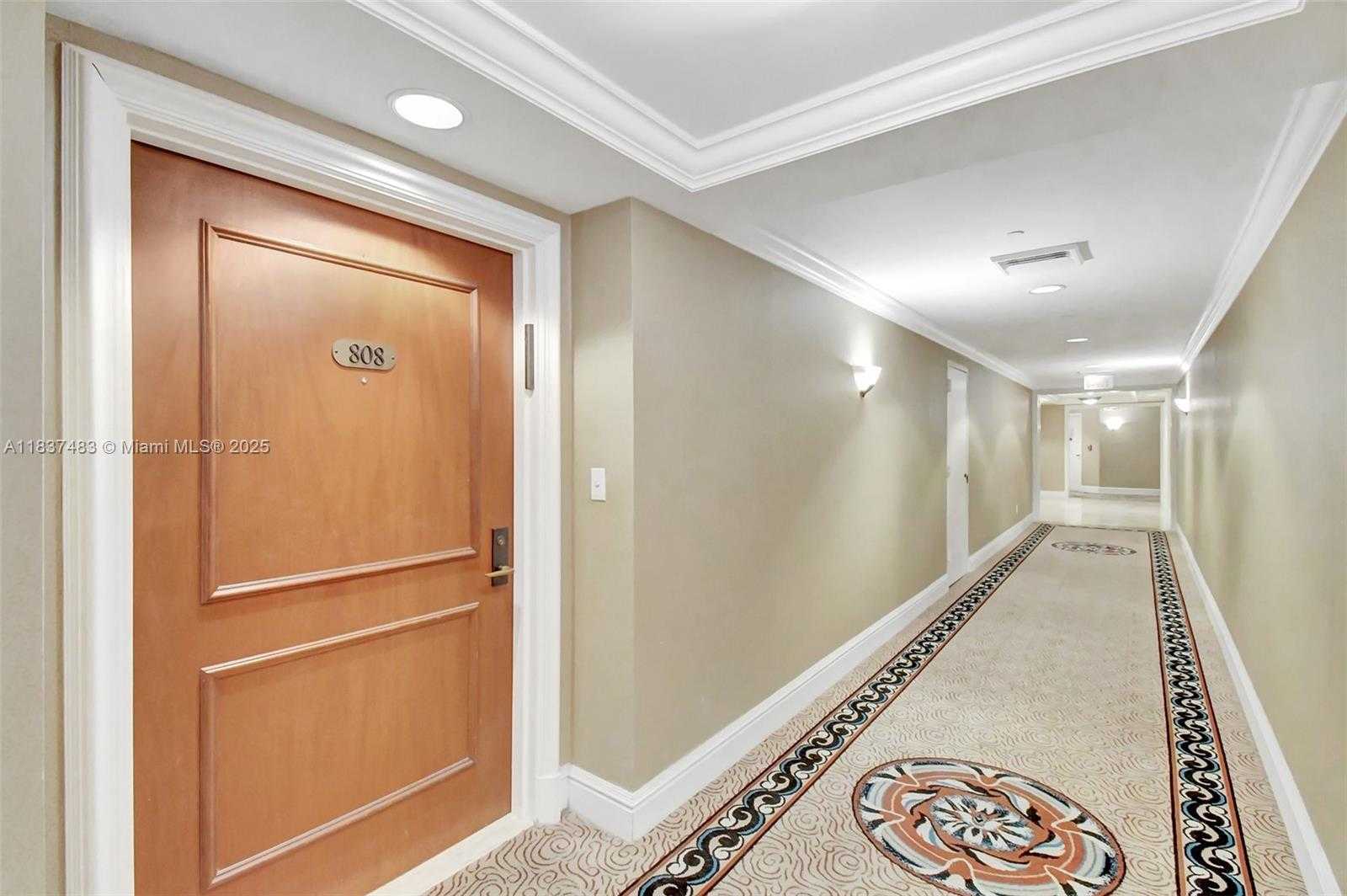 Small Image of 2000 ISLAND BLVD #808, Aventura Number 2