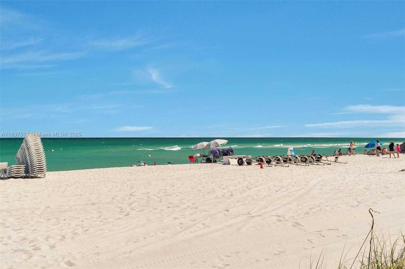 Small Image of 5255 COLLINS AVE #9B, Miami Beach Number 20