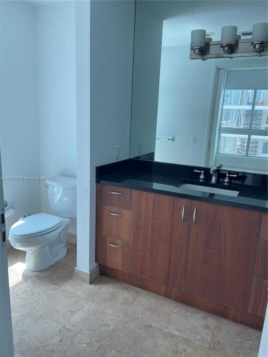 Small Image of 300 SOUTH BISCAYNE BLVD #T-1802, Miami Number 10