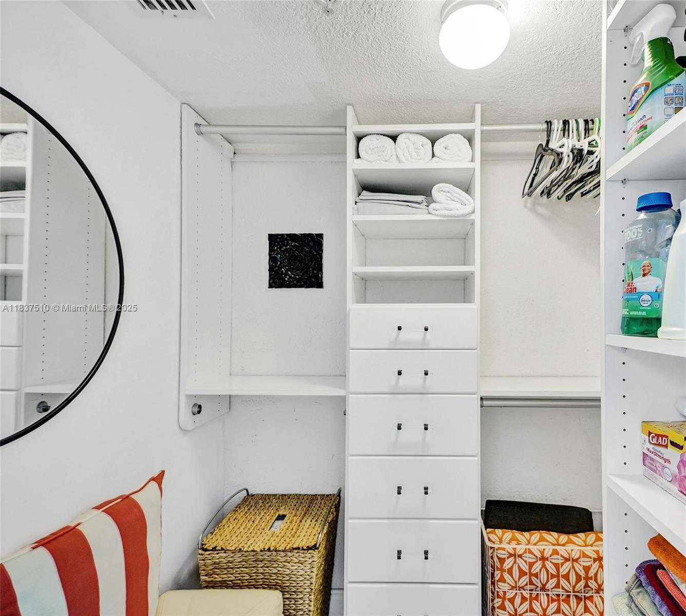 Small Image of 2501 SOUTH OCEAN DR #1212 (available Jan 11), Hollywood Number 19