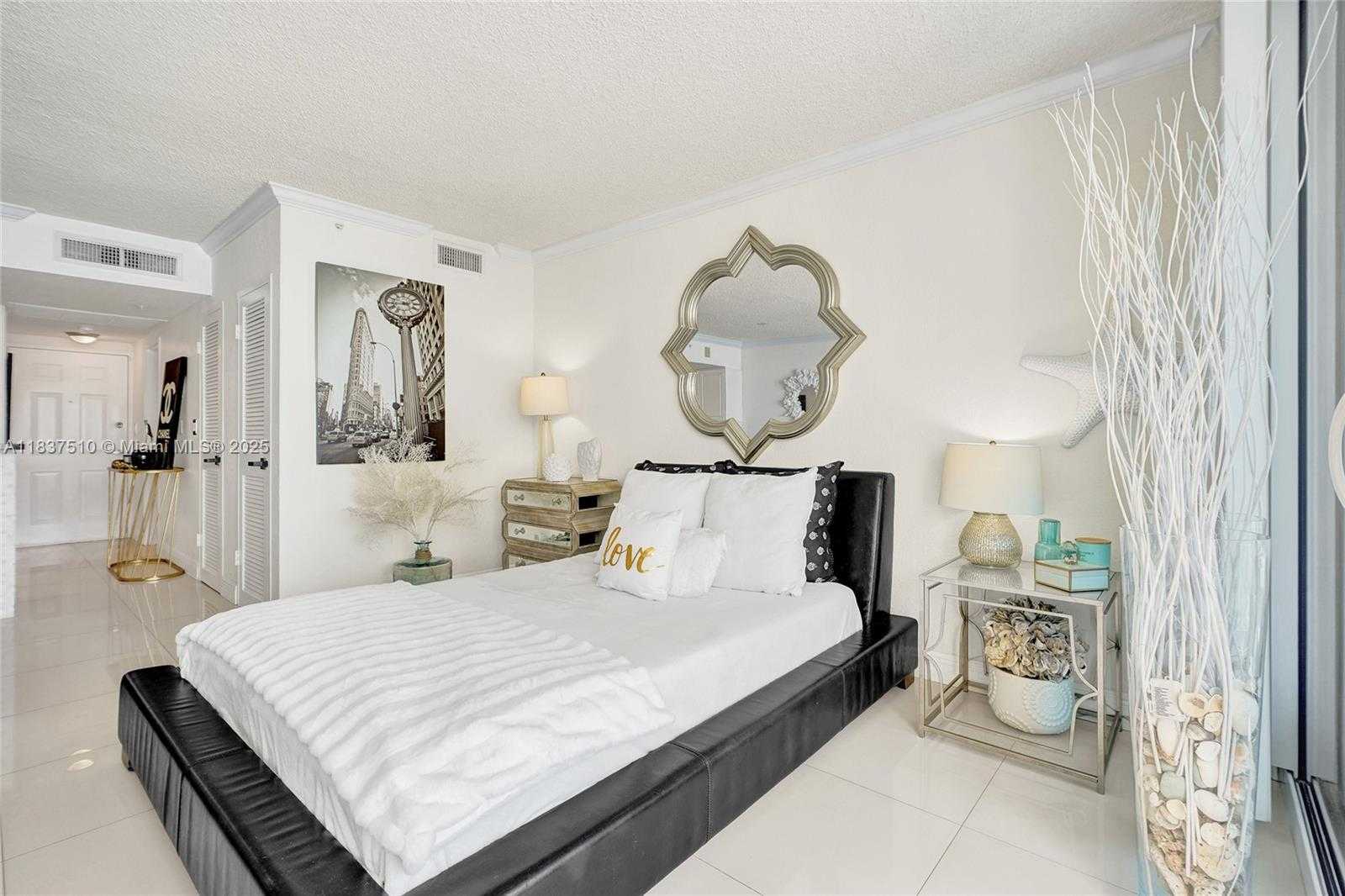 Small Image of 2501 SOUTH OCEAN DR #1212 (available Jan 11), Hollywood Number 9