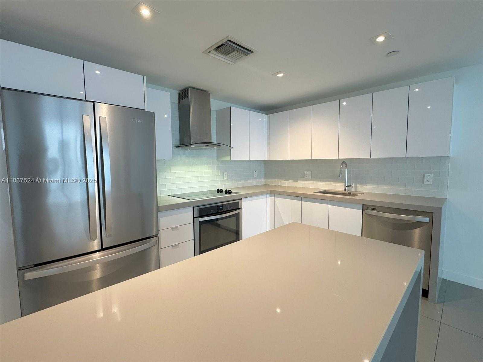 Small Image of 1600 NORTH EAST 1ST AVE #2917, Miami Number 3