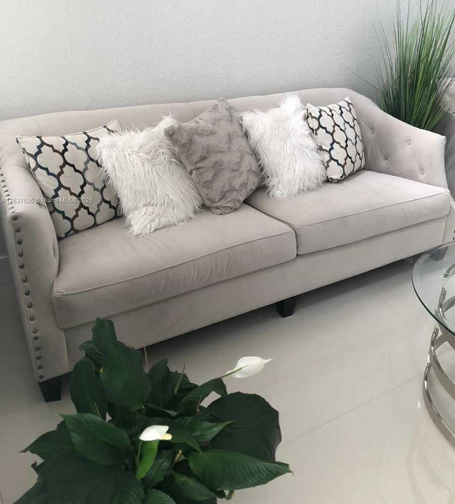 Small Image of 14755 SOUTH WEST 123RD AVE, Miami Number 10