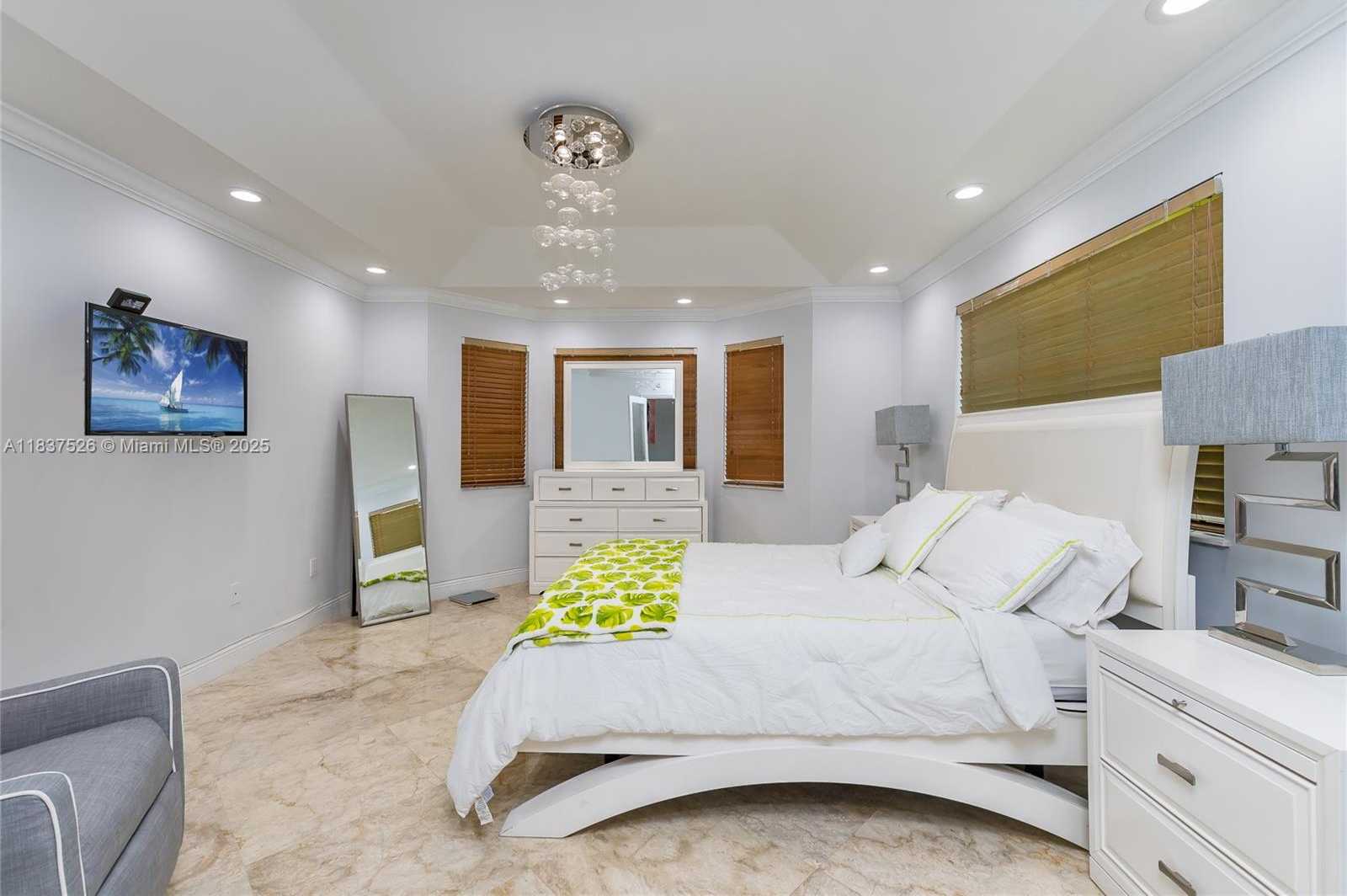 Small Image of 14755 SOUTH WEST 123RD AVE, Miami Number 17