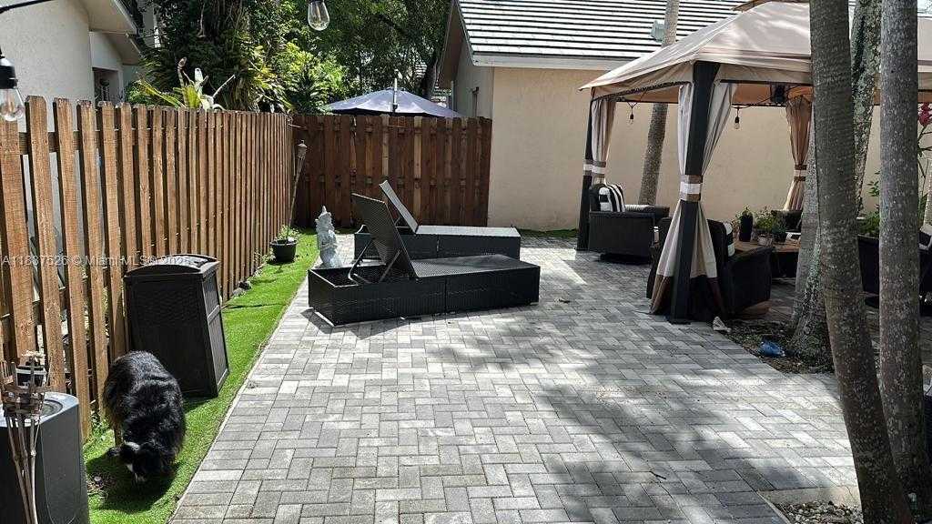 Small Image of 14755 SOUTH WEST 123RD AVE, Miami Number 28