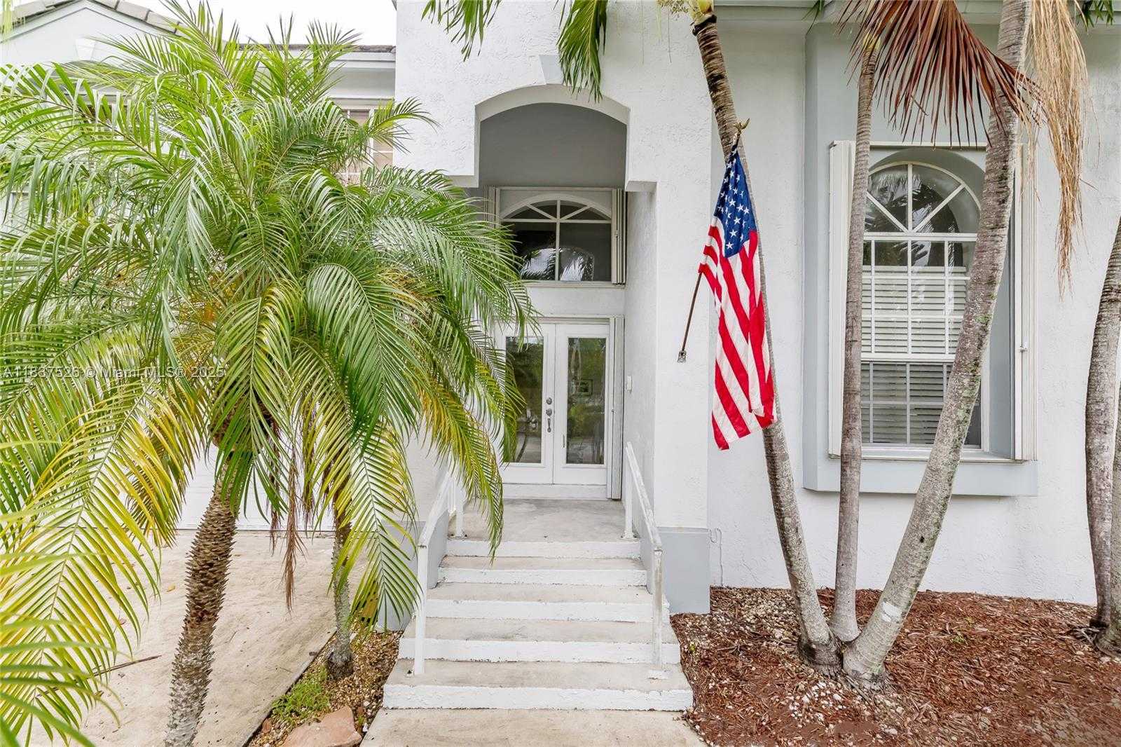 Small Image of 14755 SOUTH WEST 123RD AVE, Miami Number 4