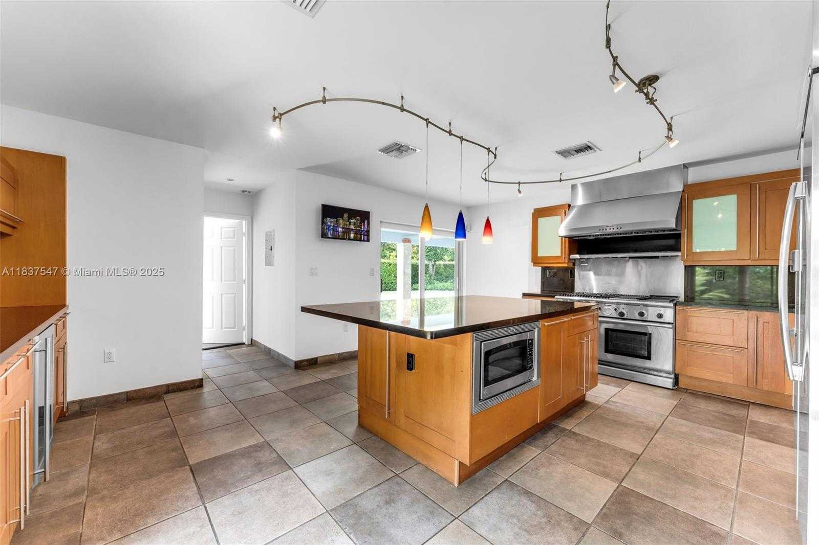 Small Image of 7451 SOUTH WEST 133RD ST, Pinecrest Number 10