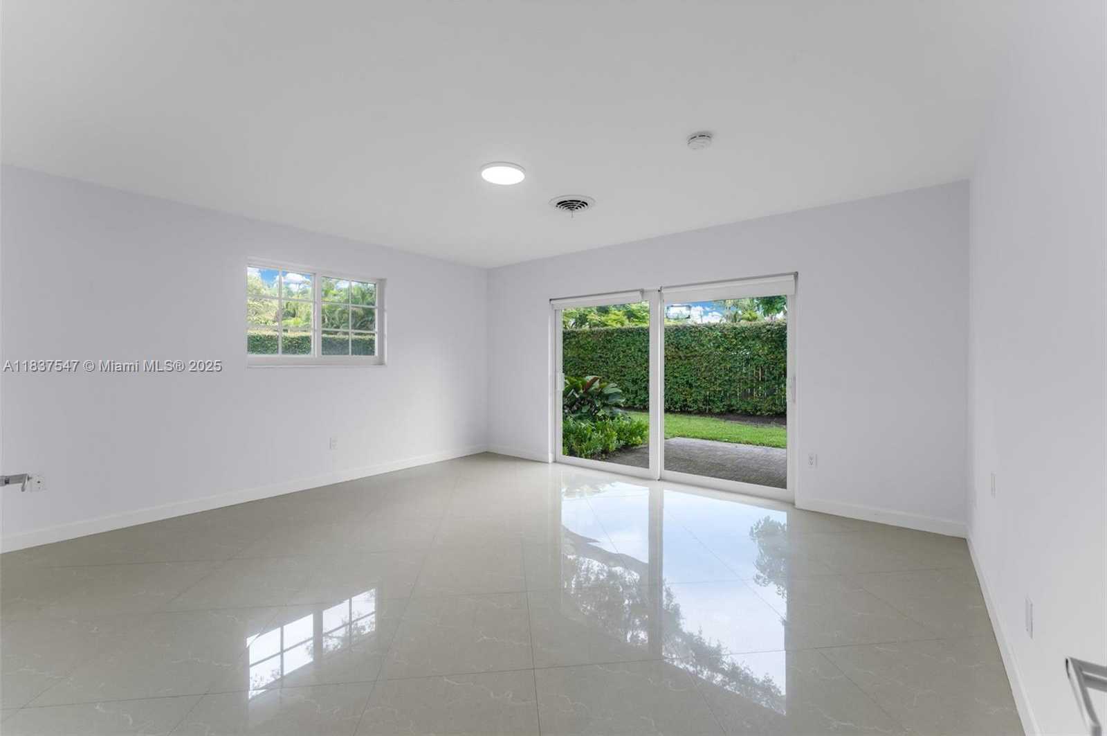 Small Image of 7451 SOUTH WEST 133RD ST, Pinecrest Number 20