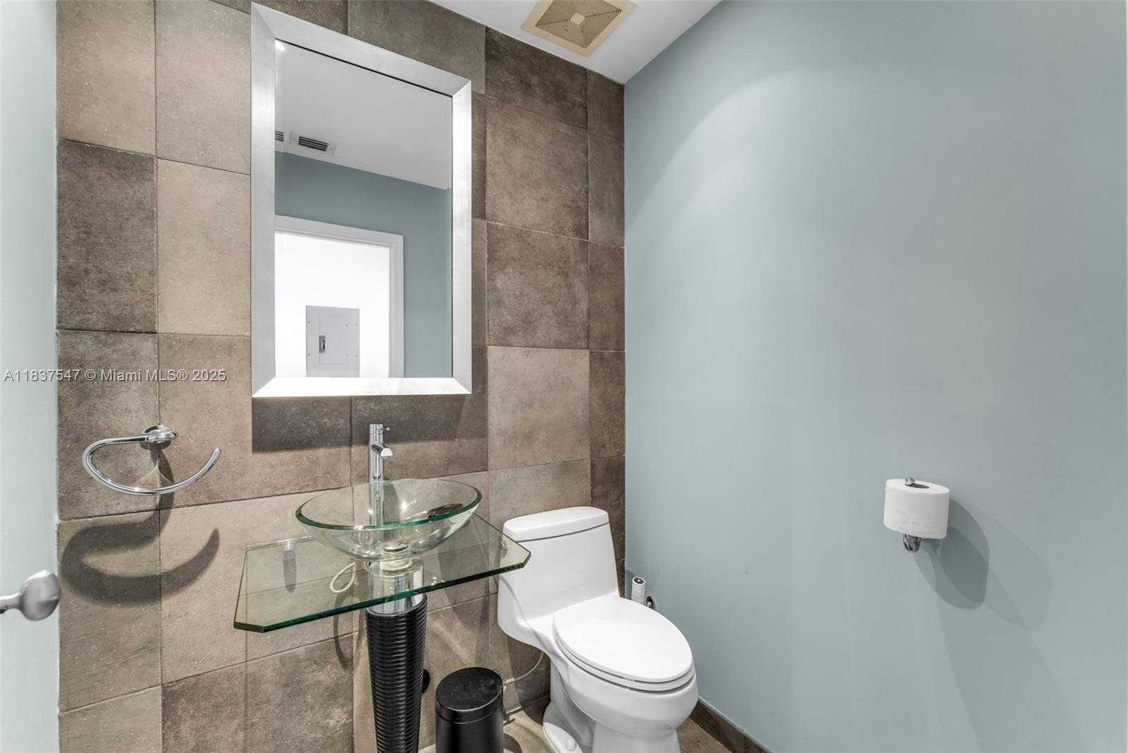 Small Image of 7451 SOUTH WEST 133RD ST, Pinecrest Number 36