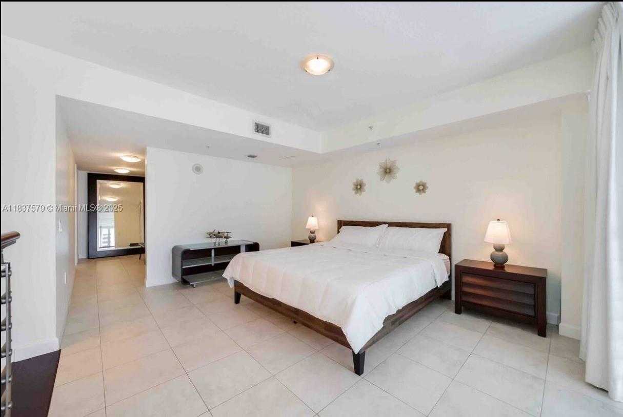 Small Image of 41 SOUTH EAST 5TH ST #2308, Miami Number 14