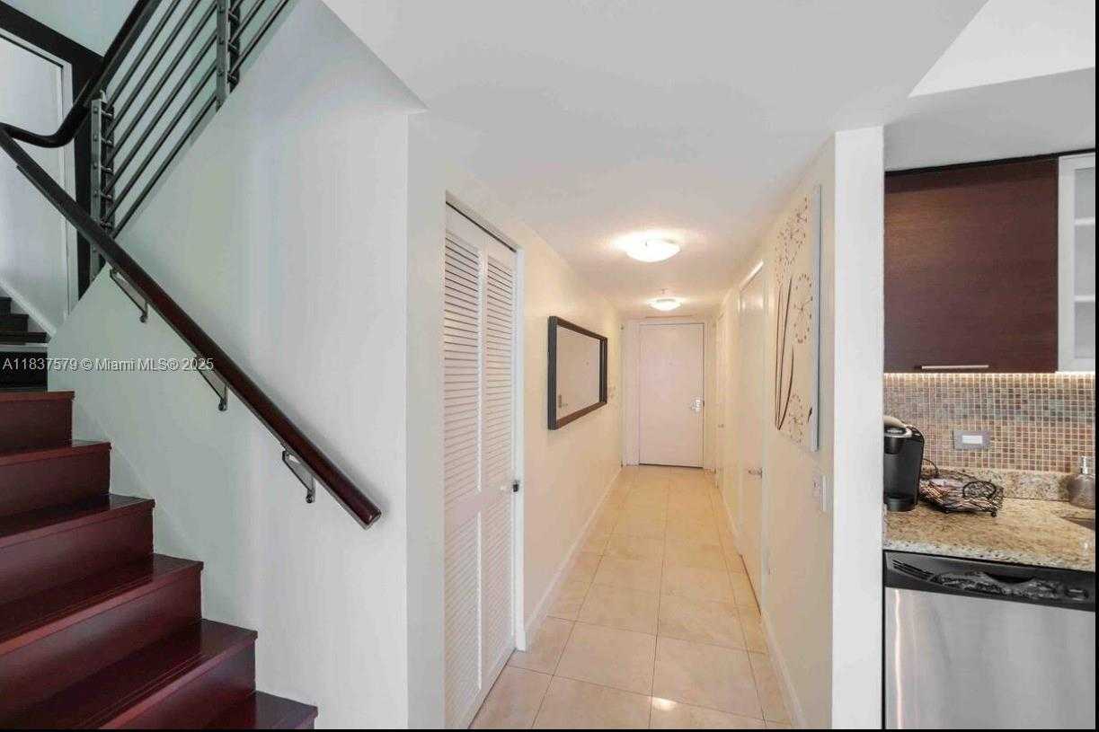 Small Image of 41 SOUTH EAST 5TH ST #2308, Miami Number 2