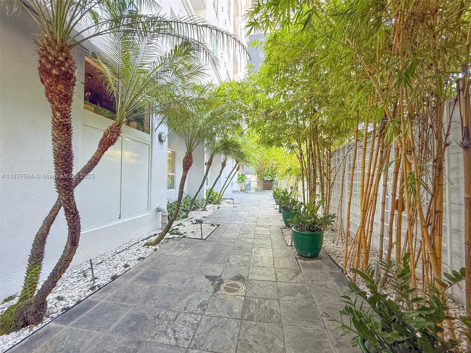 Small Image of 234 NW 3rd St, Miami, FL 33101, USA Number 15