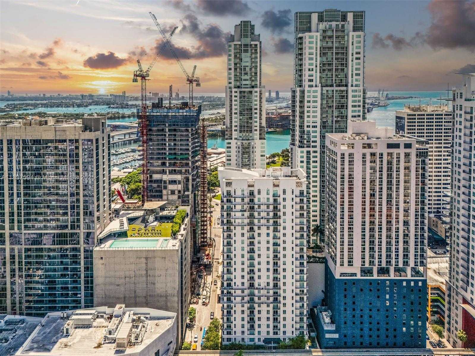 Small Image of 234 NW 3rd St, Miami, FL 33101, USA Number 18