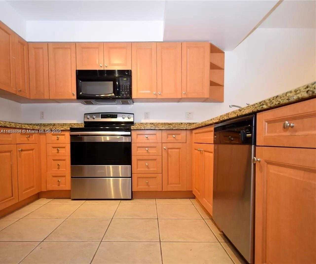 Small Image of 4810 NORTH WEST 79TH AVE #208, Doral Number 2