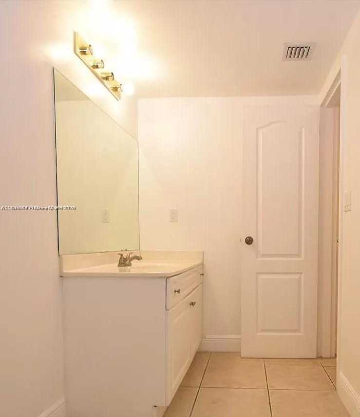 Small Image of 4810 NORTH WEST 79TH AVE #208, Doral Number 9