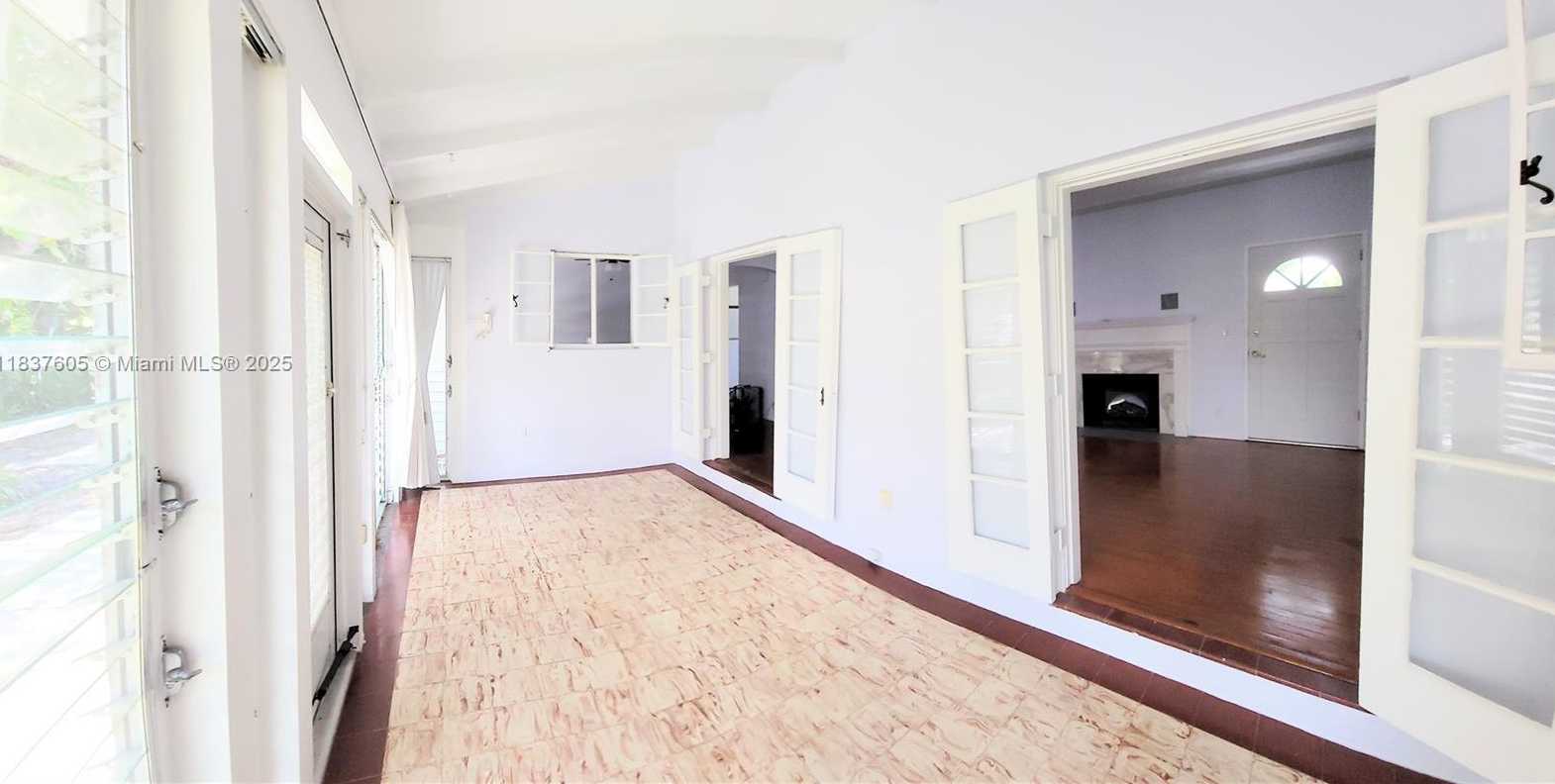 Small Image of 828 NORTH EAST 76TH ST, Miami Number 14
