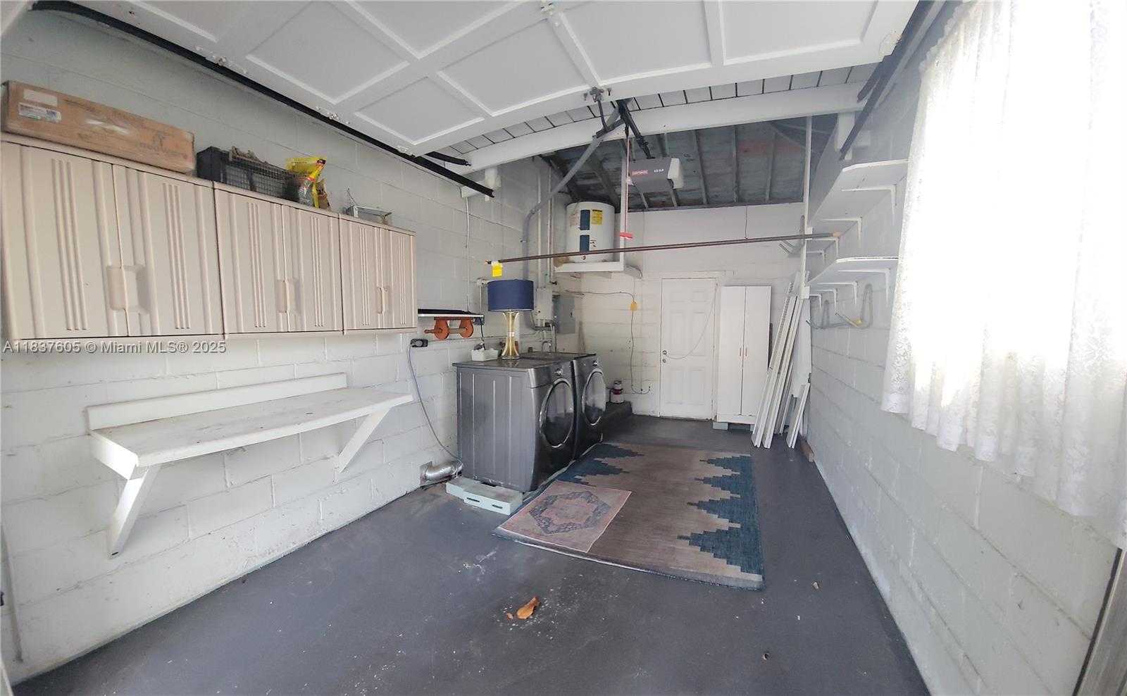 Small Image of 828 NORTH EAST 76TH ST, Miami Number 21