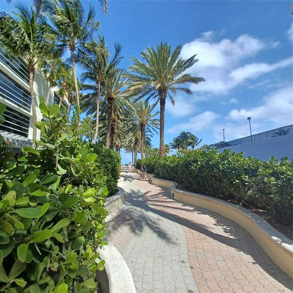 Small Image of 100 LINCOLN RD #1206, Miami Beach Number 2