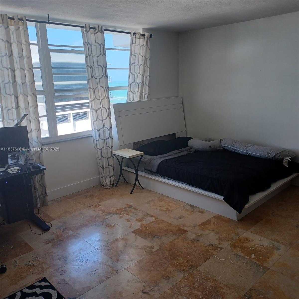 Small Image of 100 LINCOLN RD #1206, Miami Beach Number 7