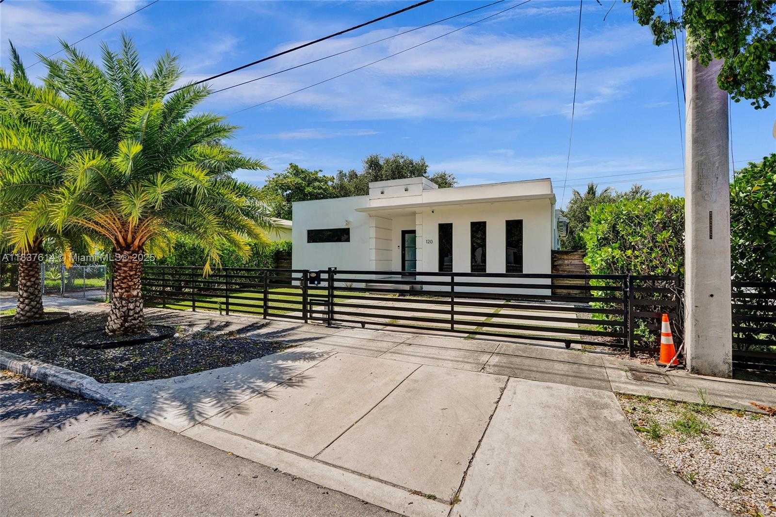 Small Image of 120 NORTH WEST 41ST ST, Miami Number 3