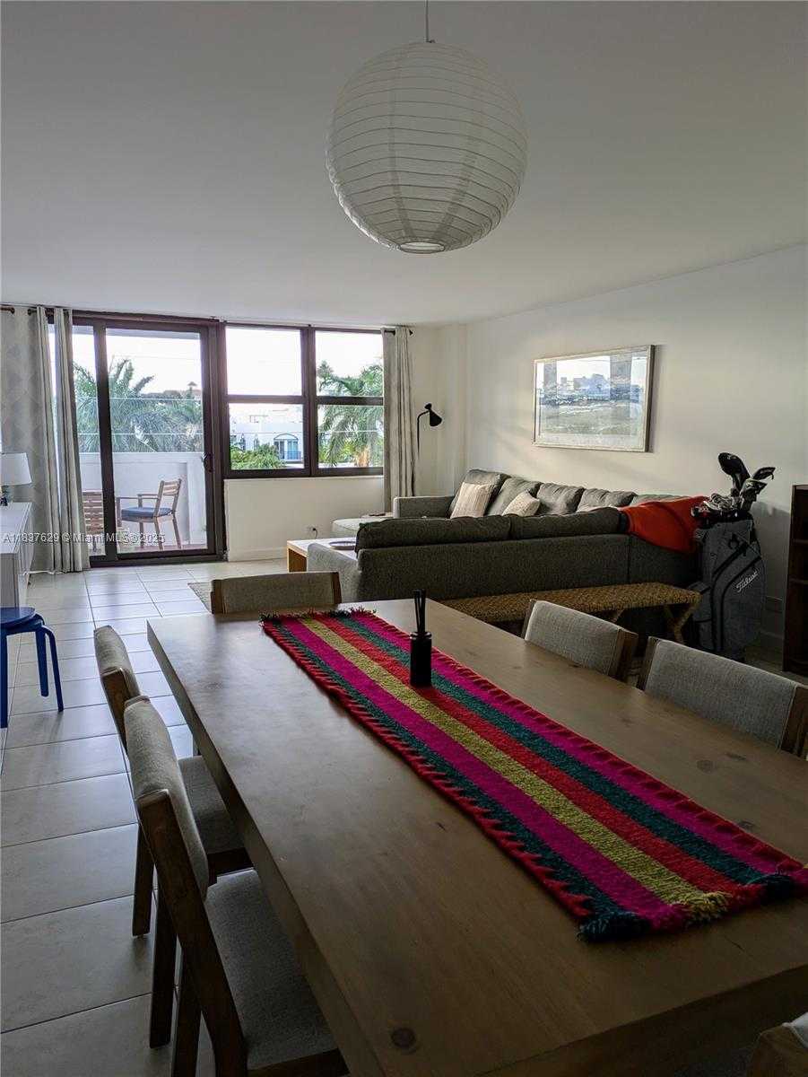 Small Image of 10101 EAST BAY HARBOR DR #402, Bay Harbor Islands Number 7