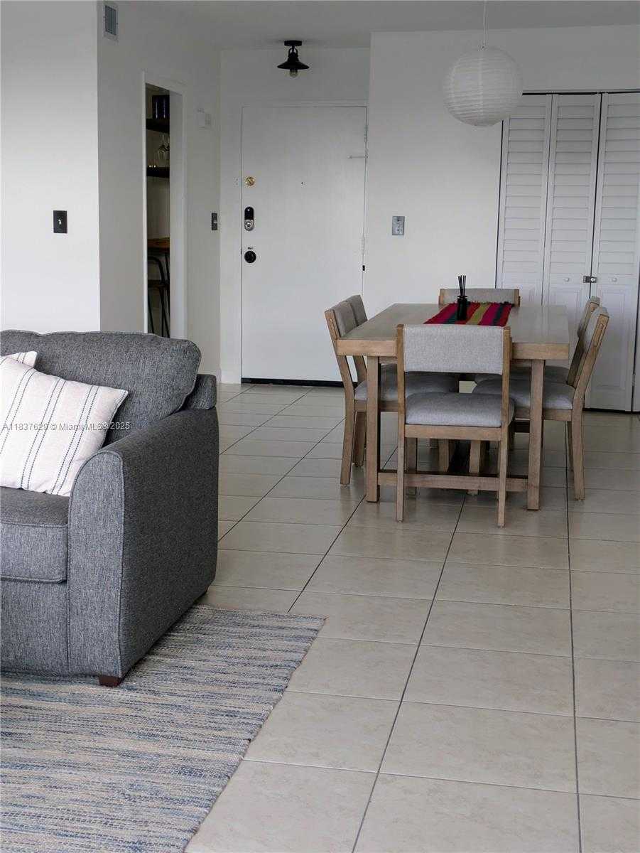Small Image of 10101 EAST BAY HARBOR DR #402, Bay Harbor Islands Number 9