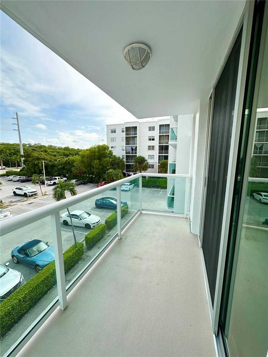 Small Image of 2841 NORTH EAST 163RD ST #304, North Miami Beach Number 12