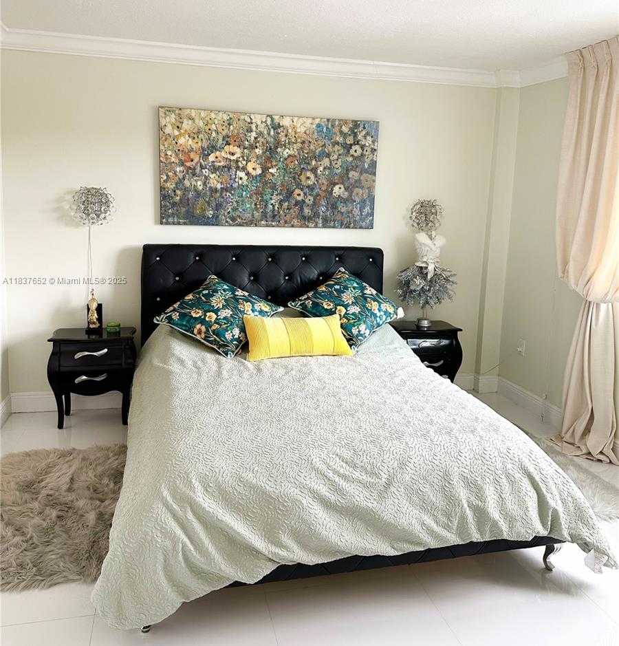 Small Image of 2841 NORTH EAST 163RD ST #304, North Miami Beach Number 18