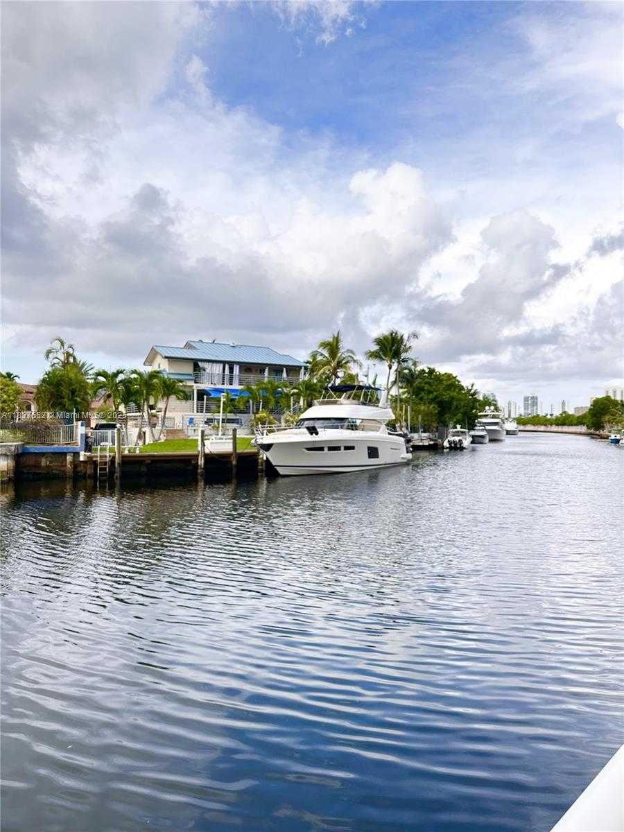 Small Image of 2841 NORTH EAST 163RD ST #304, North Miami Beach Number 27