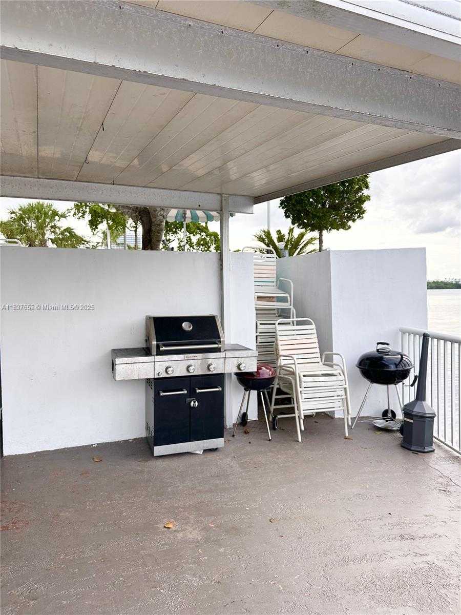 Small Image of 2841 NORTH EAST 163RD ST #304, North Miami Beach Number 29