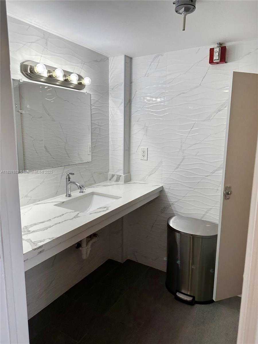 Small Image of 2841 NORTH EAST 163RD ST #304, North Miami Beach Number 33