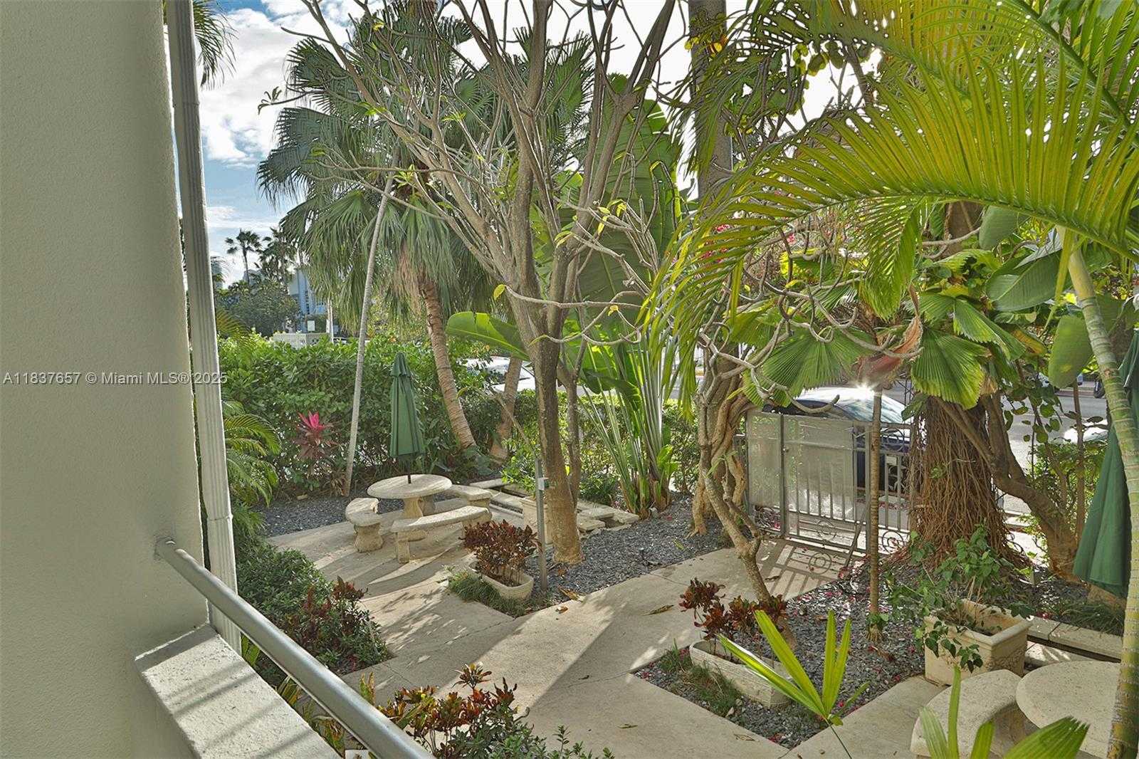 Small Image of 1211 PENNSYLVANIA AVE #A1, Miami Beach Number 9
