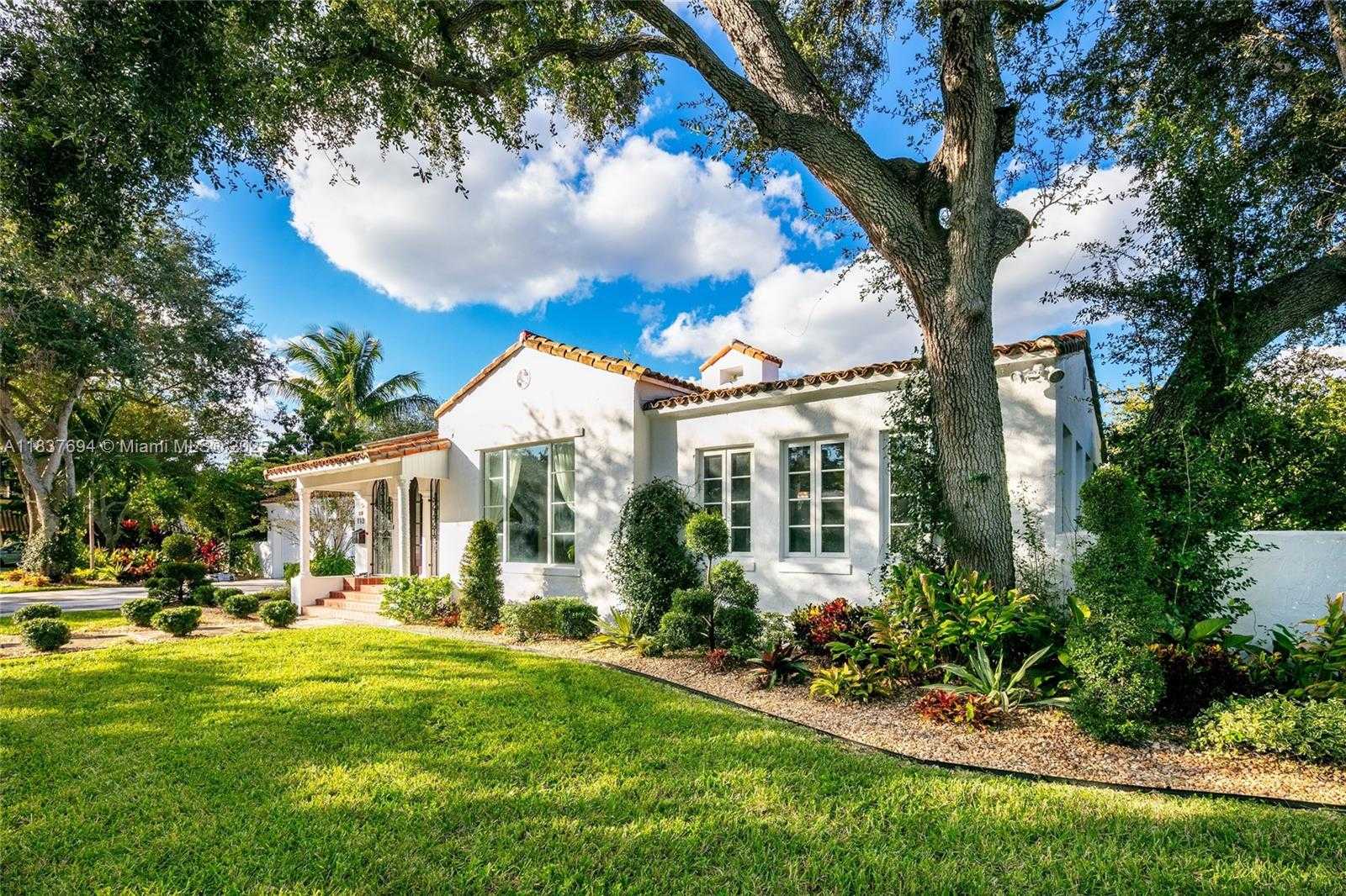 Small Image of 113 NORTH EAST 101ST ST, Miami Shores Number 4