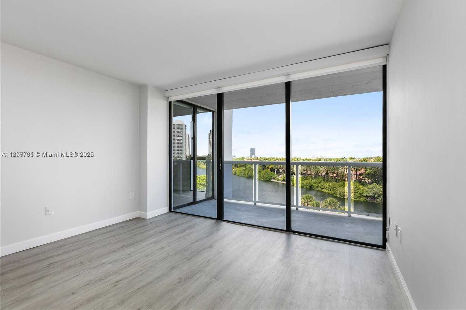 Small Image of 20505 EAST COUNTRY CLUB DR #632, Aventura Number 4