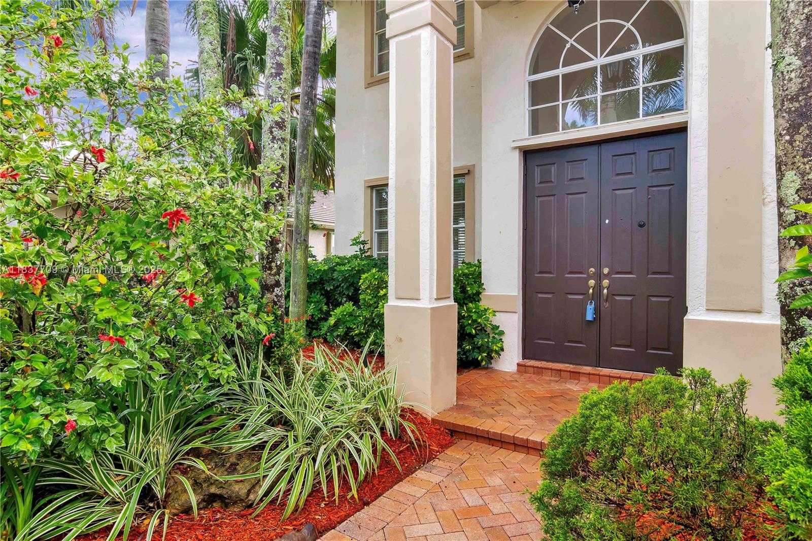 Small Image of 2527 EAGLE RUN DR, Weston Number 10