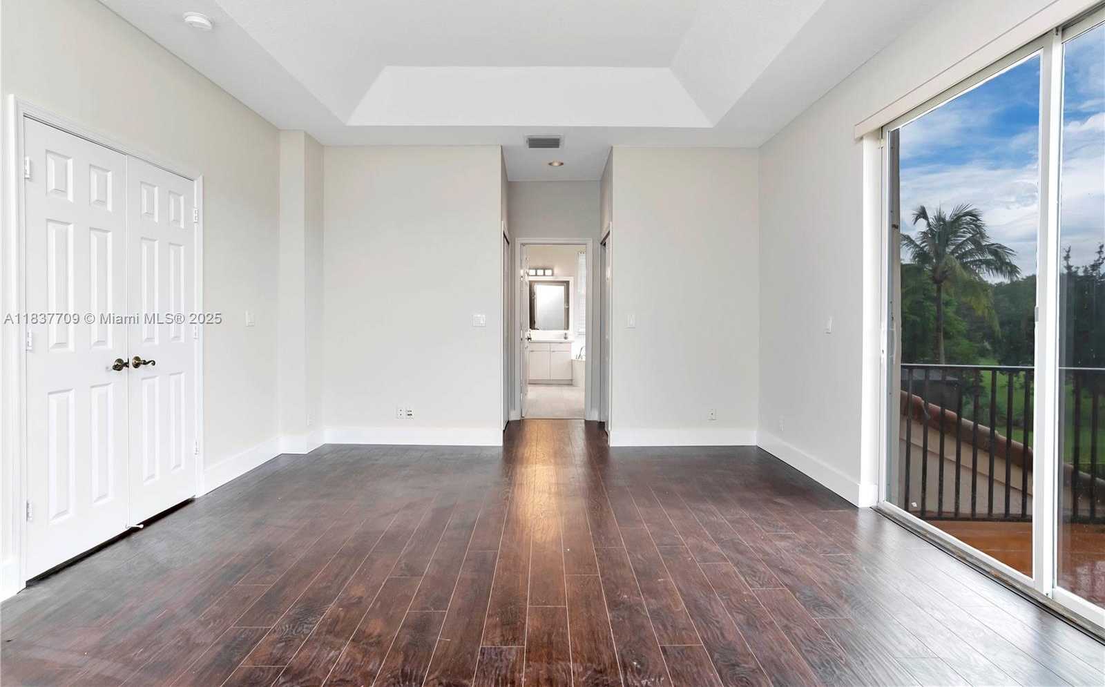 Small Image of 2527 EAGLE RUN DR, Weston Number 34