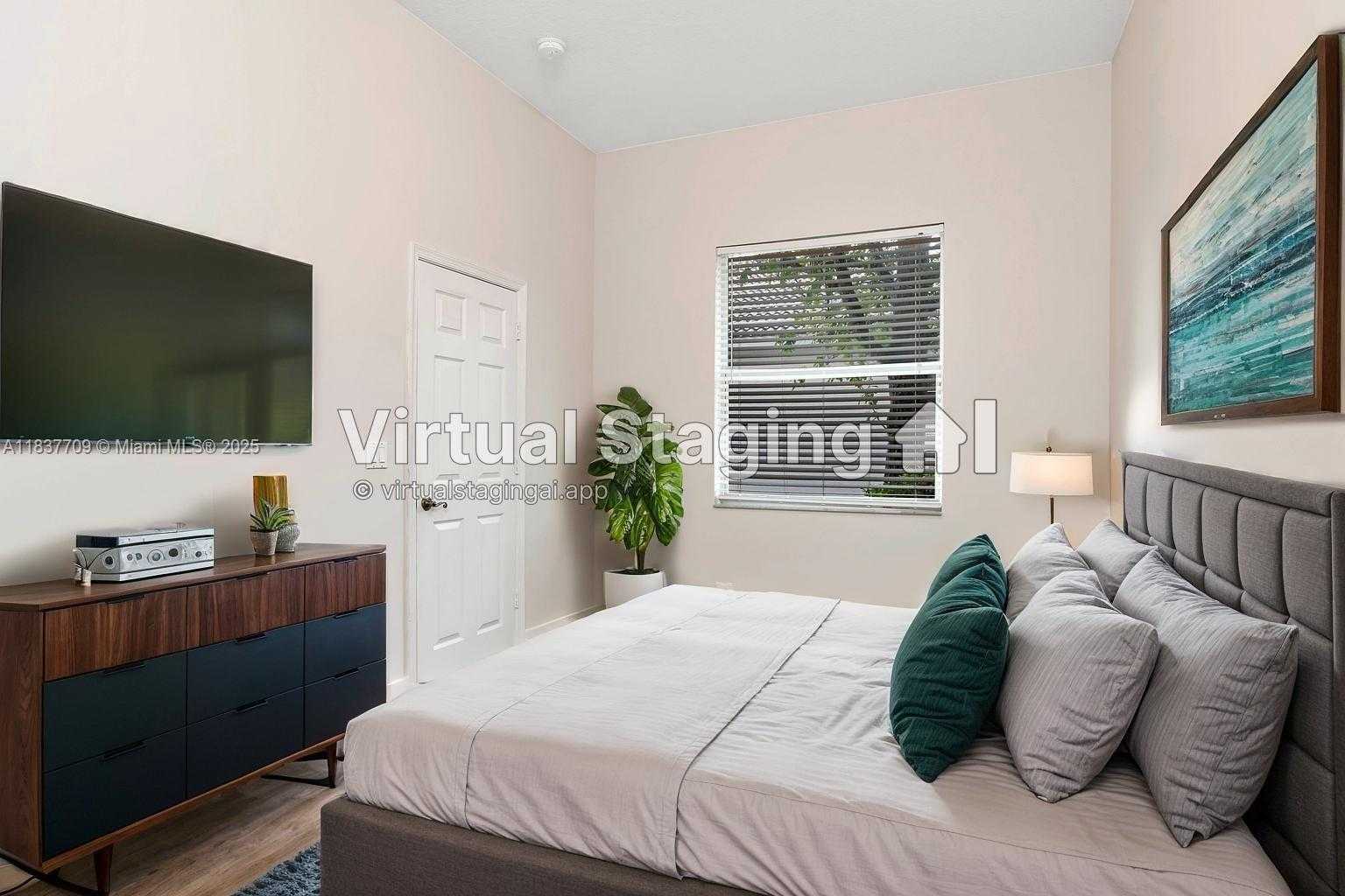Small Image of 2527 EAGLE RUN DR, Weston Number 40