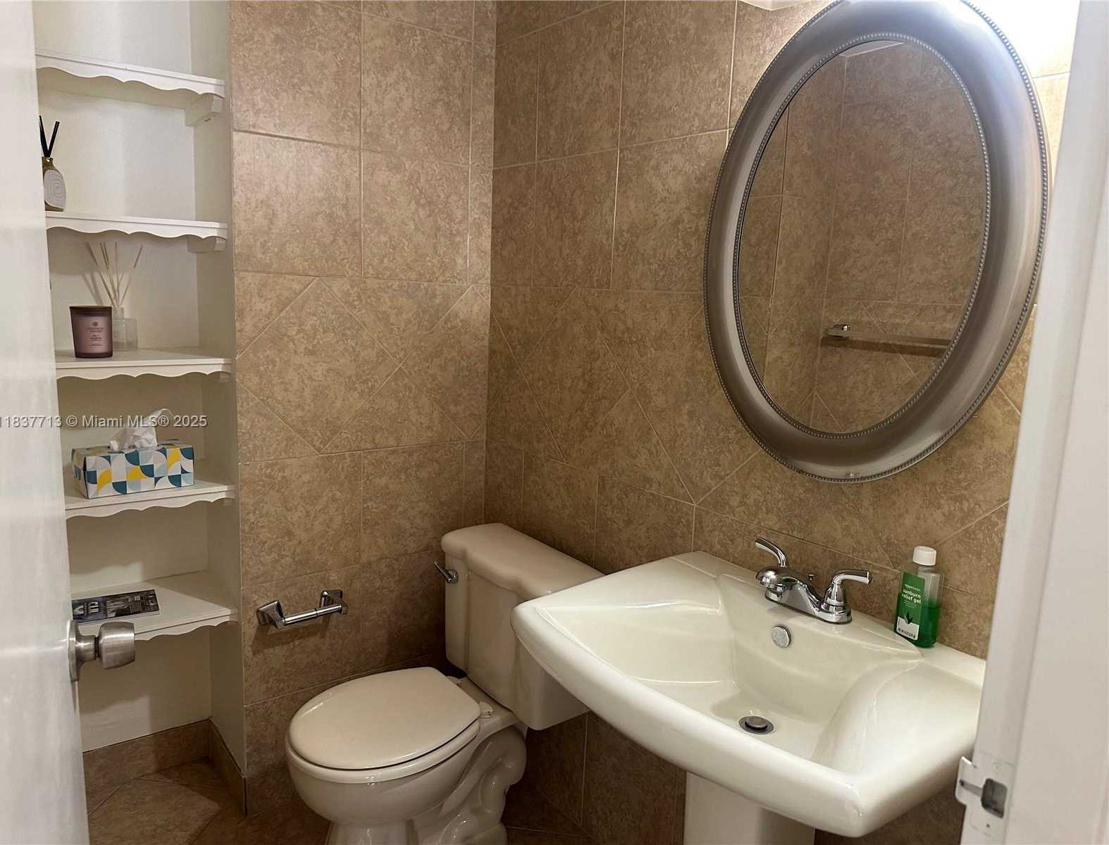 Small Image of 9225 COLLINS AVE #908, Surfside Number 38