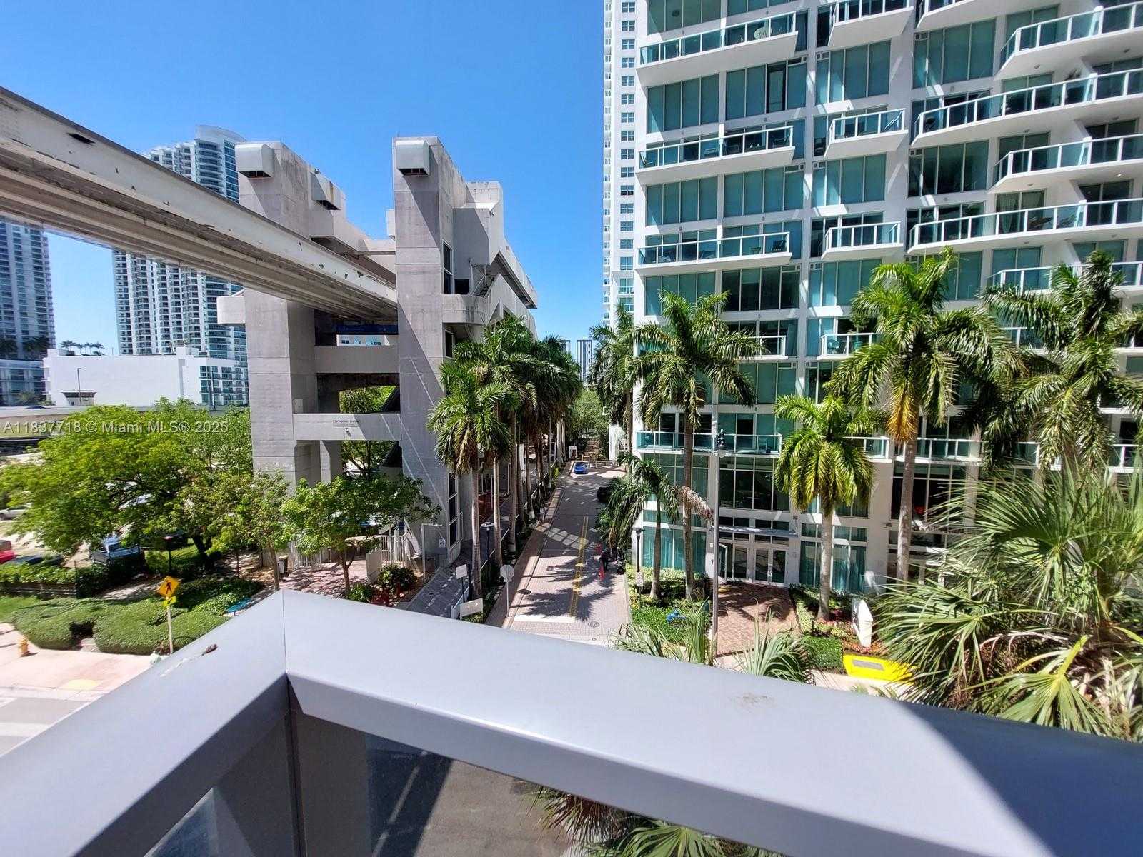 Small Image of 31 SOUTH EAST 6TH ST #502, Miami Number 13
