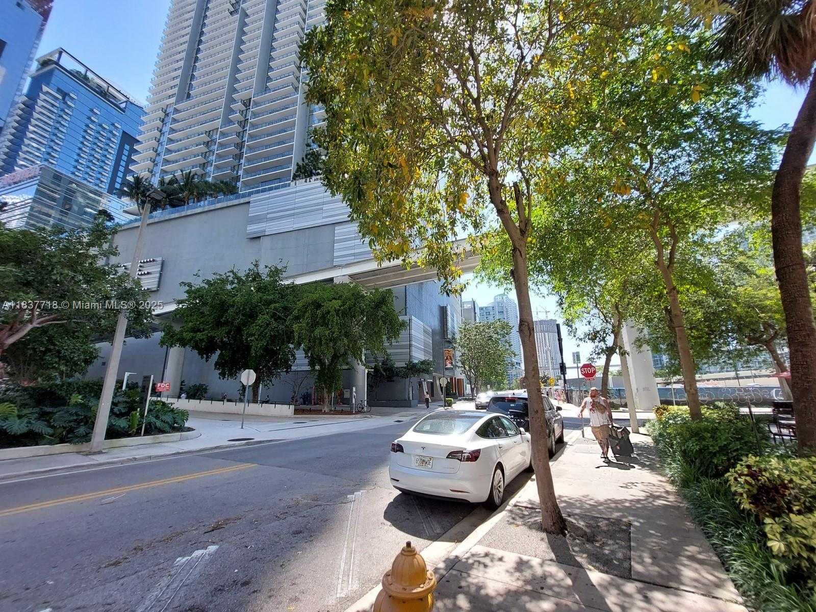 Small Image of 31 SOUTH EAST 6TH ST #502, Miami Number 35