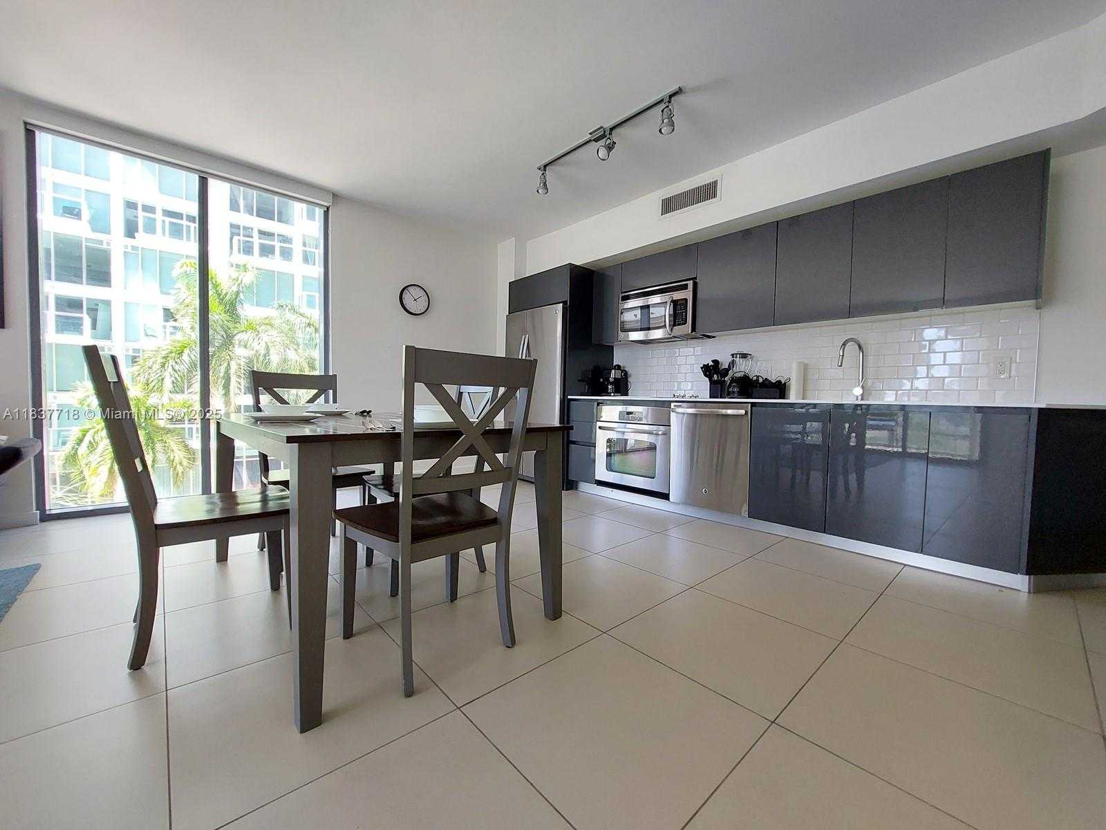 Small Image of 31 SOUTH EAST 6TH ST #502, Miami Number 4