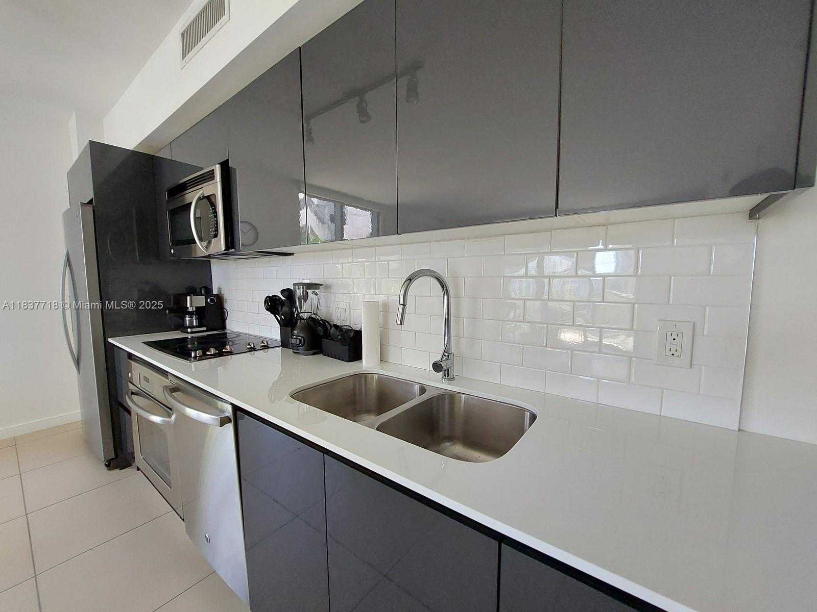 Small Image of 31 SOUTH EAST 6TH ST #502, Miami Number 5