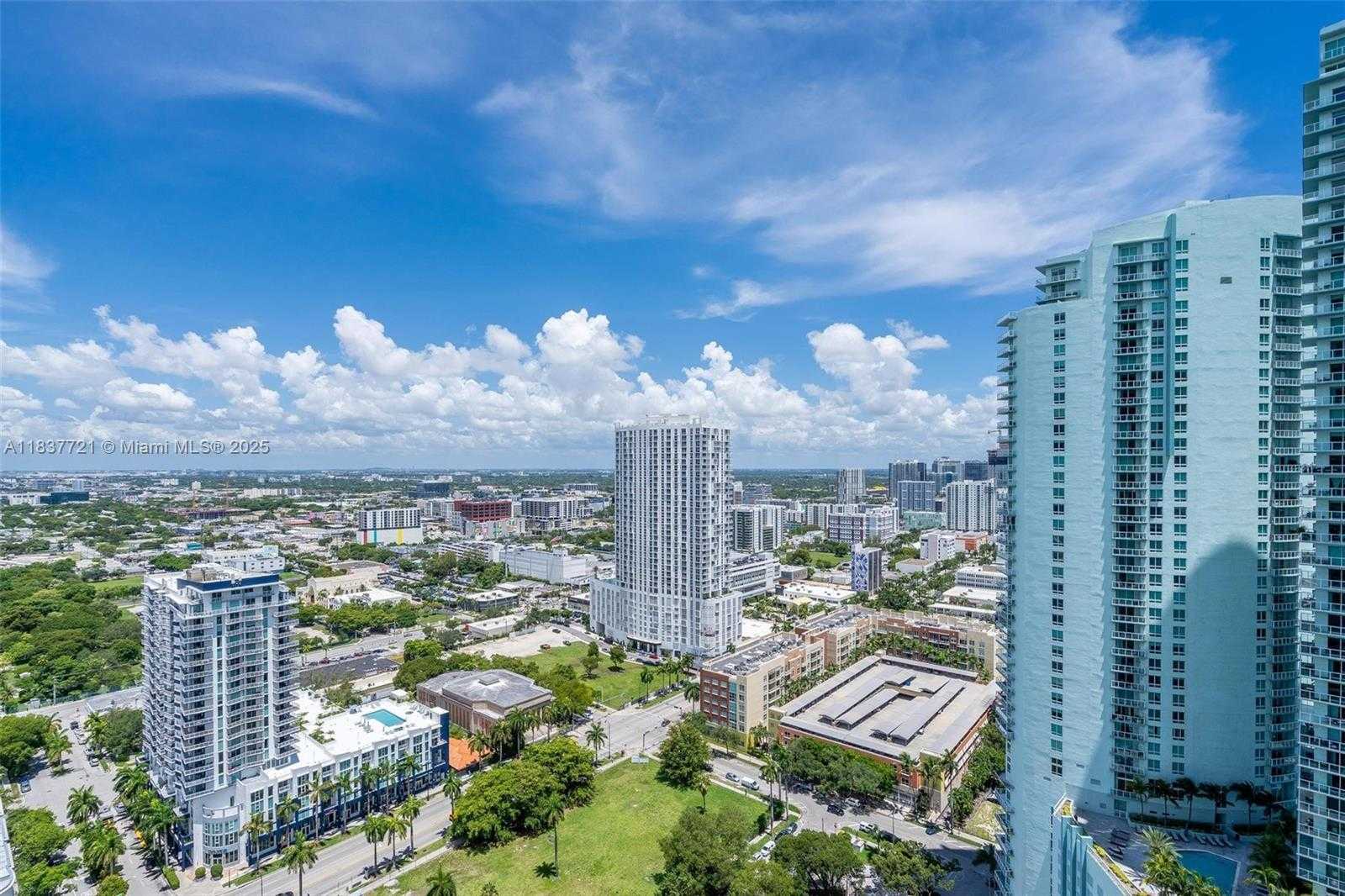 Small Image of 488 NE 18th St, Miami, FL 33132, USA Number 23