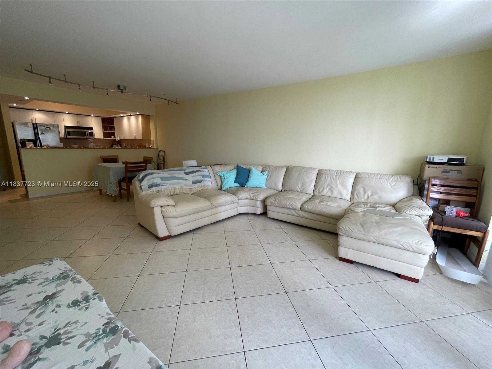 Small Image of 600 THREE ISLANDS BLVD #614, Hallandale Beach Number 7