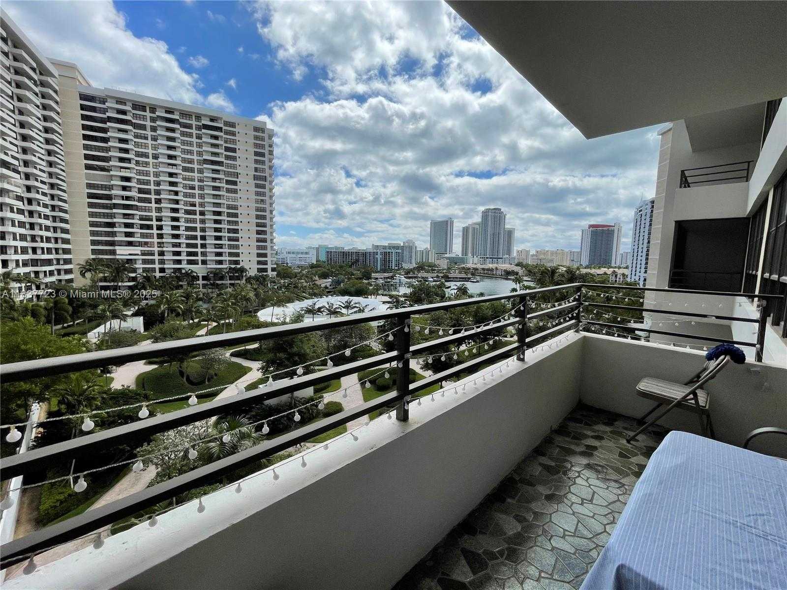 Small Image of 600 THREE ISLANDS BLVD #614, Hallandale Beach Number 8