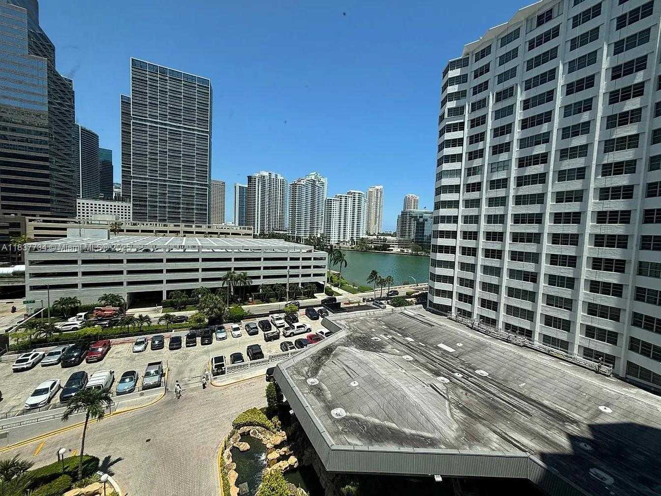 Small Image of 825 BRICKELL BAY DR #847, Miami Number 13
